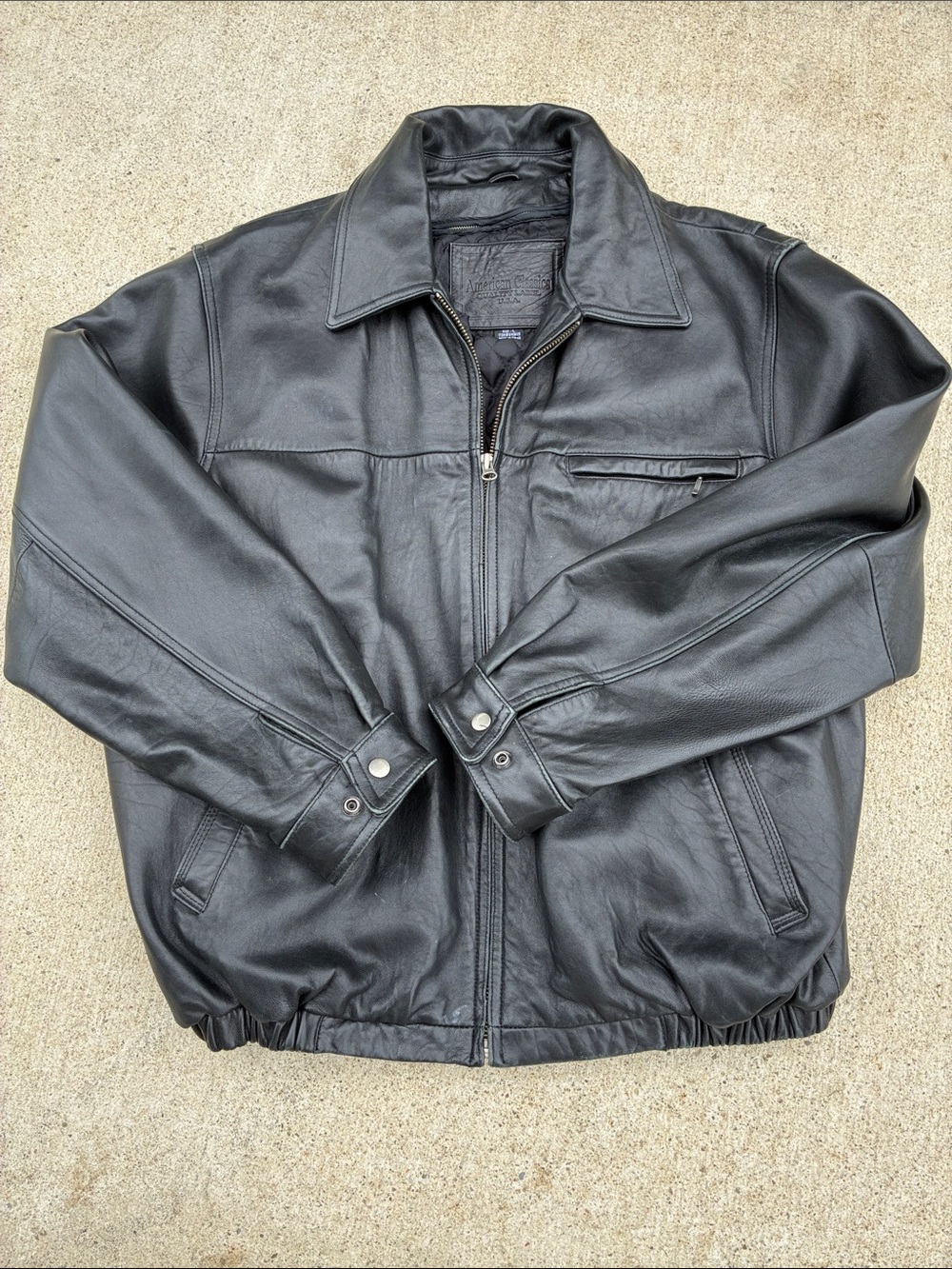 Men's Black Leather Bomber Jacket - Classic Zip Closure